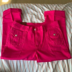 fushia capri pants